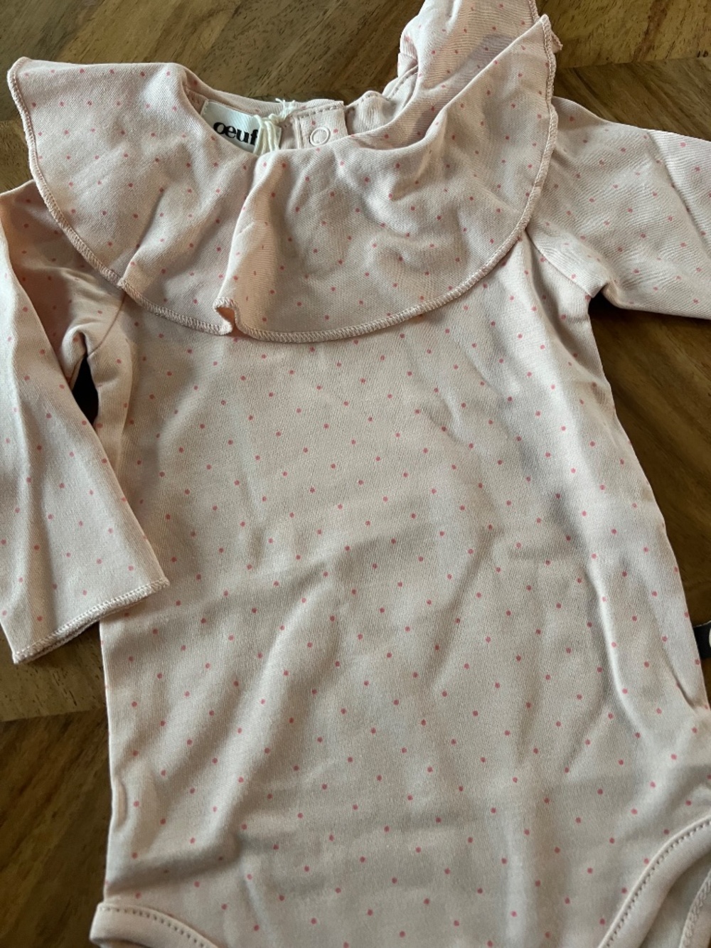 Oeuf Ruffle Onesie - Picture 2 of 4